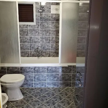 Ante Apartmán Račišće